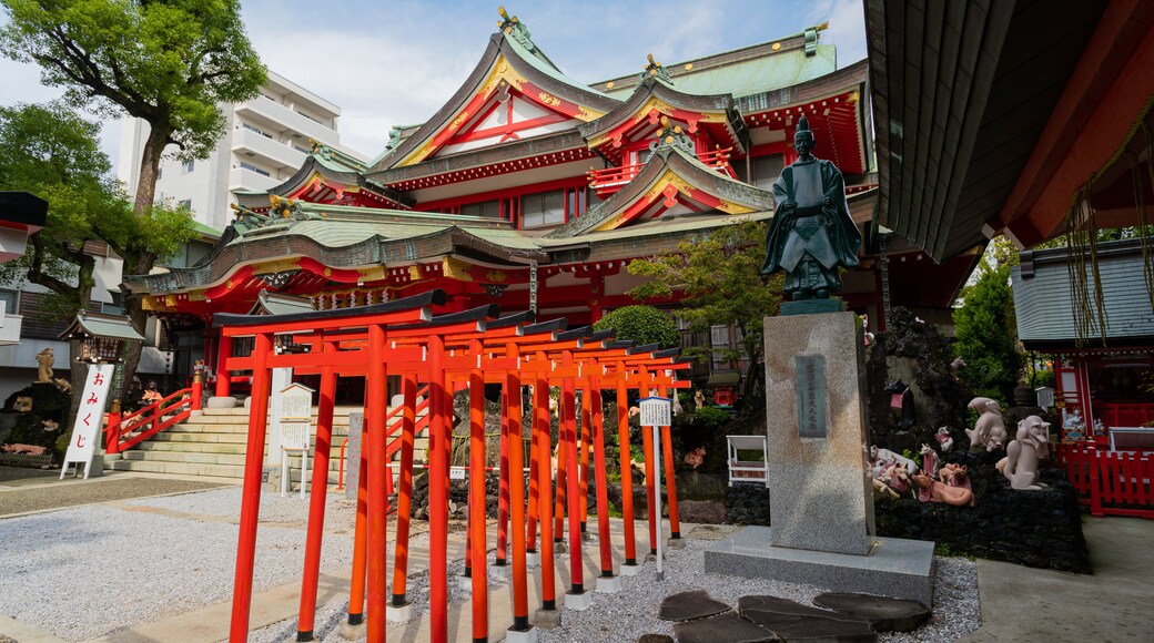 Keihin Fushimi Inari Shrine which includes a temple or place of worship and heritage architecture