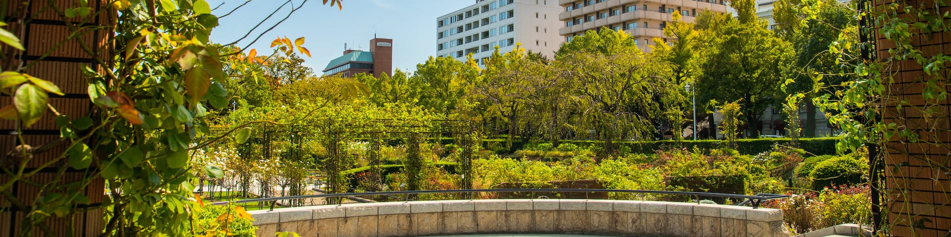 Yokohama Marine Tower which includes a garden