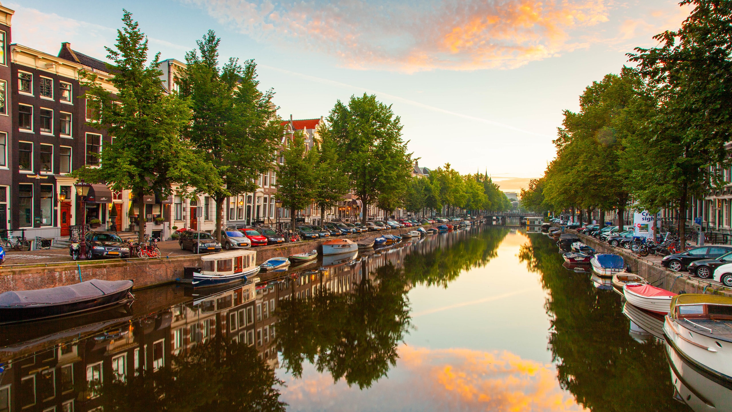 Gay Amsterdam Travel Guide 2024: where to stay, eat, party