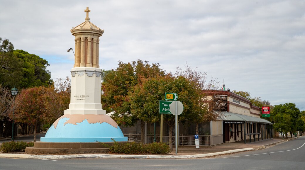 Mallala showing outdoor art and a small town or village