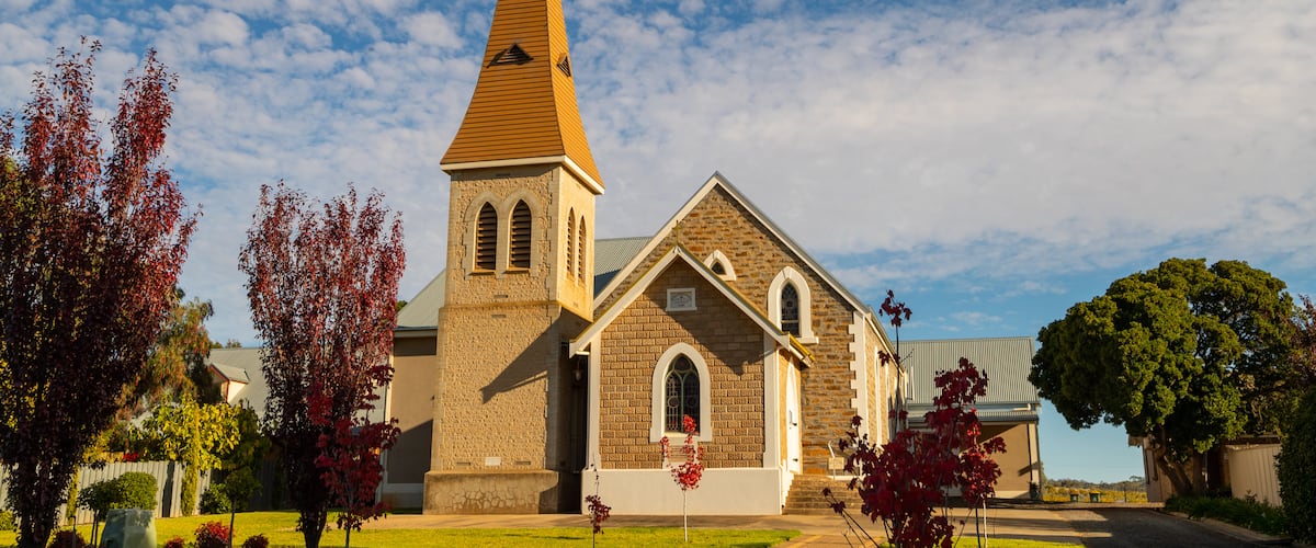 Greenock showing a church or cathedral