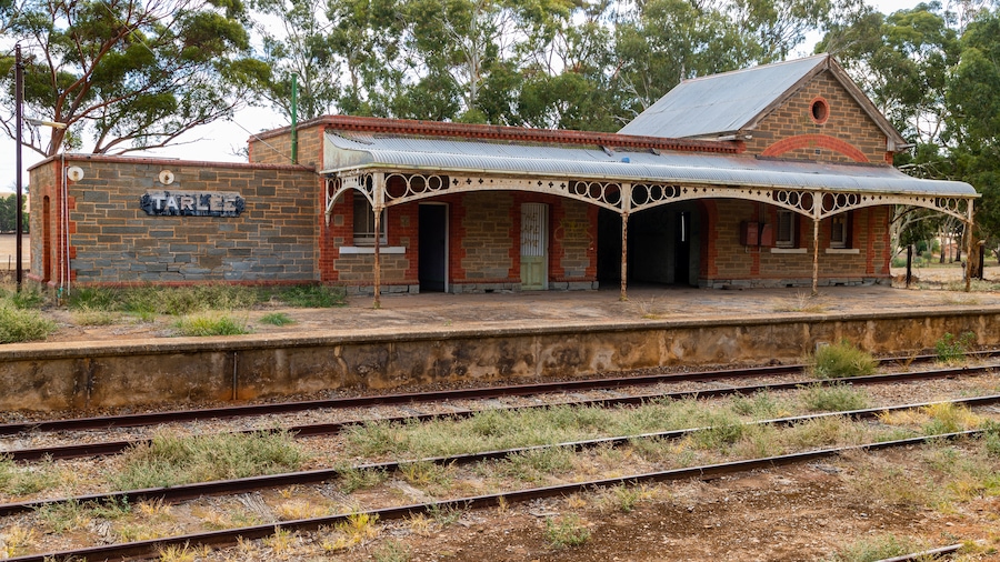 Tarlee which includes railway items and a small town or village