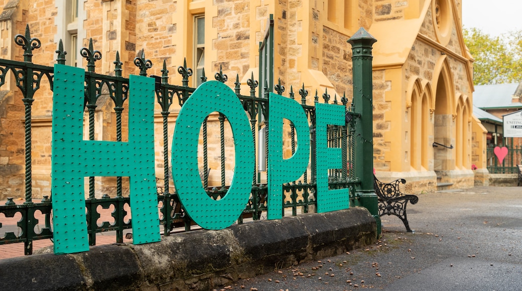 Mount Barker featuring heritage architecture, a church or cathedral and signage