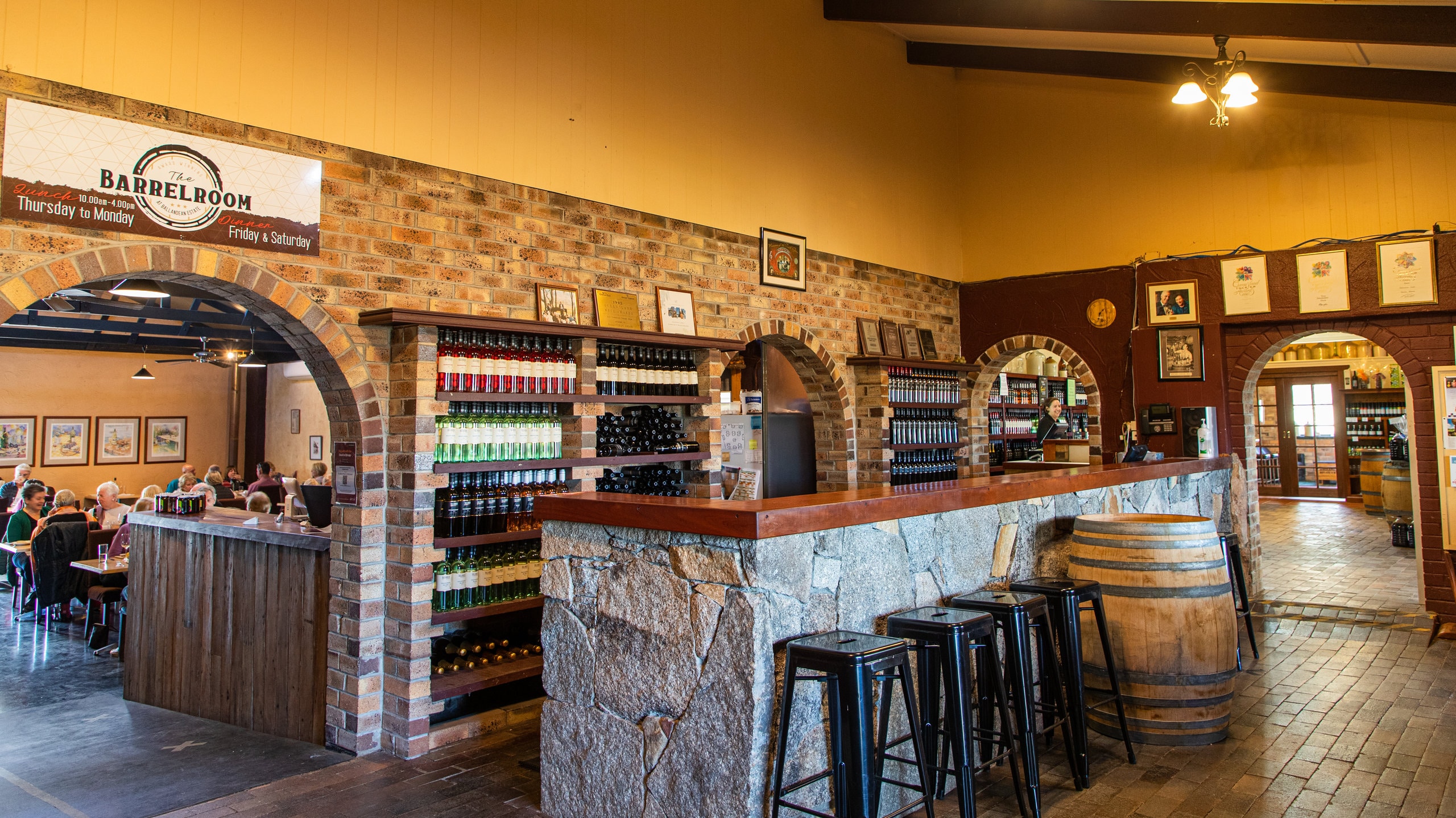 Ballandean Estate Wines, Ballandean Vacation Rentals cabin rentals