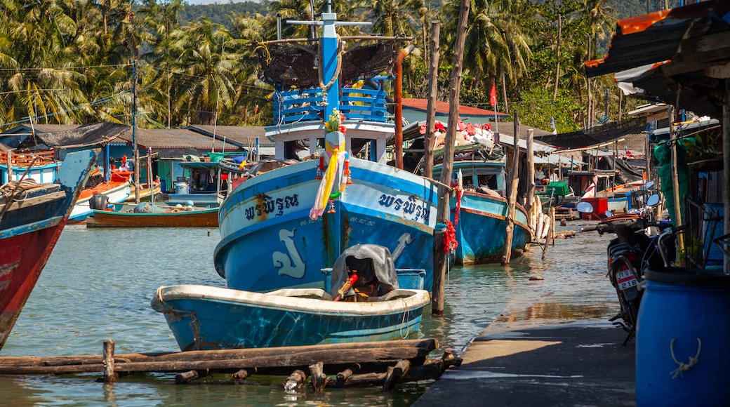 Trat Province showing a bay or harbor