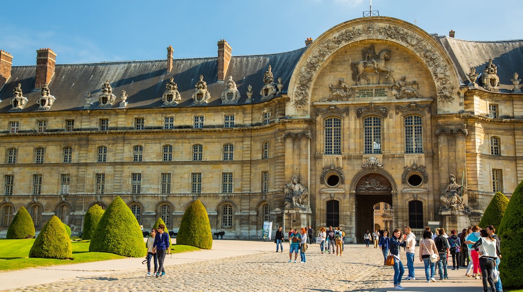 Les Invalides