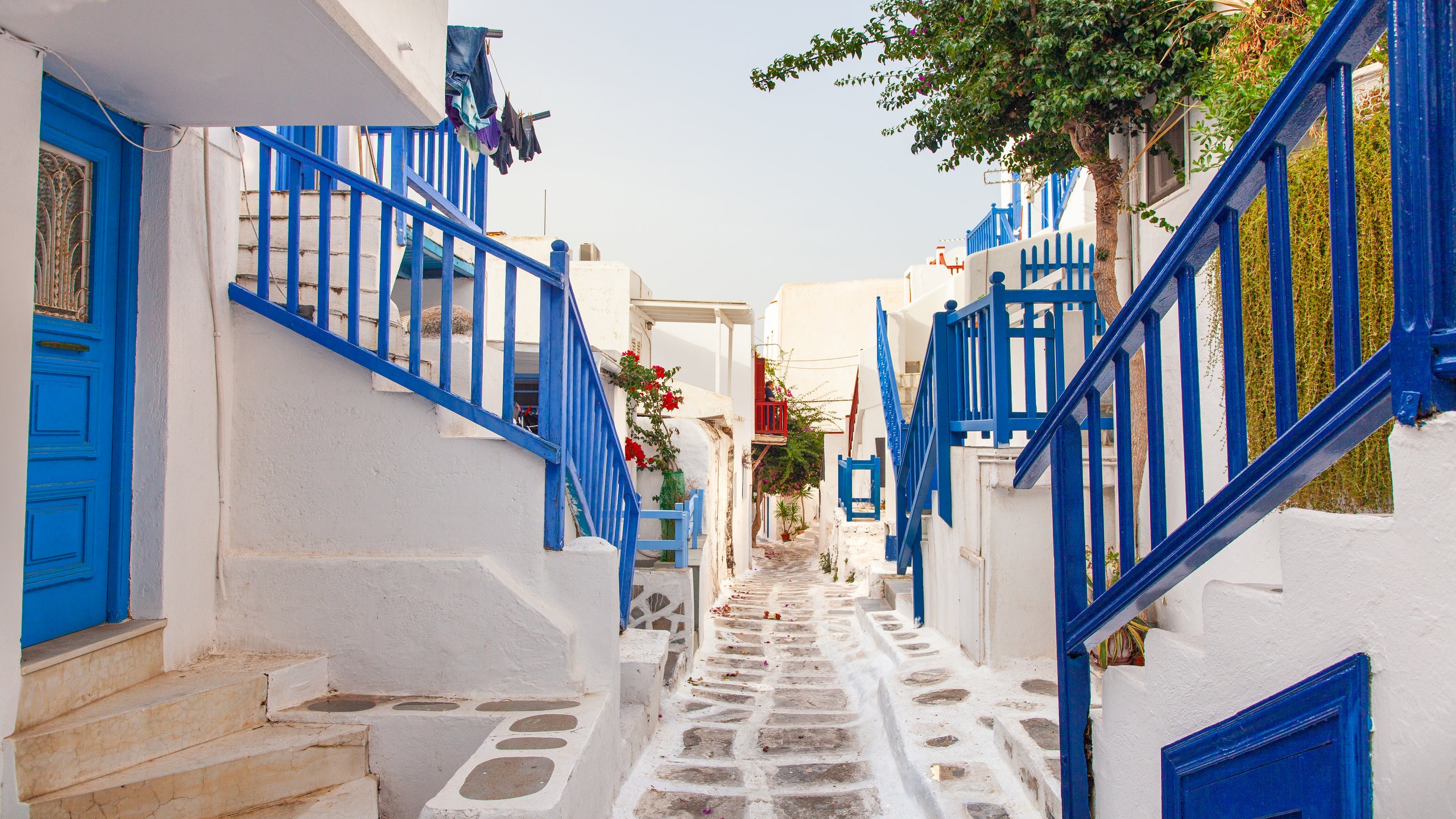 The Shopping Paradise of Mykonos - Greece Is