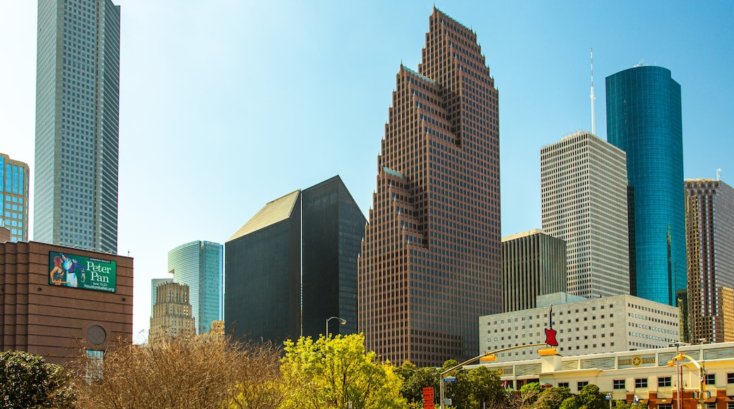 Downtown Houston featuring a skyscraper and a city