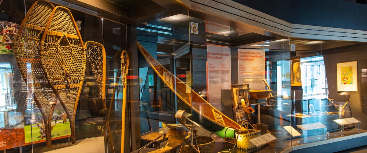 Huron-Wendat Museum featuring interior views