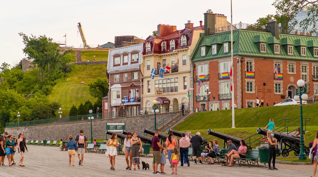 Dufferin Terrace