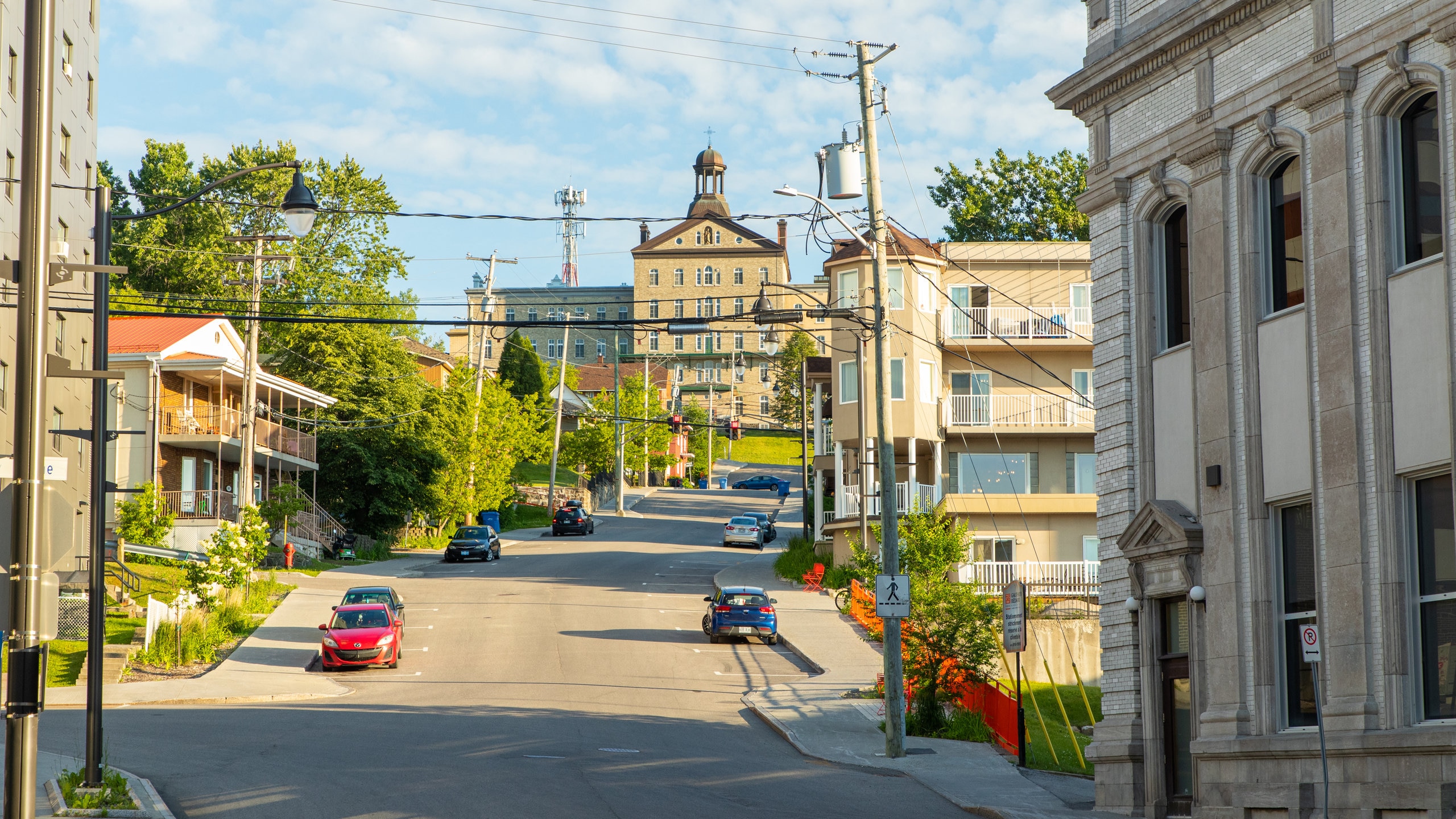 <h2>Los mejores lugares con desayuno para hospedarse en Saguenay</h2> 