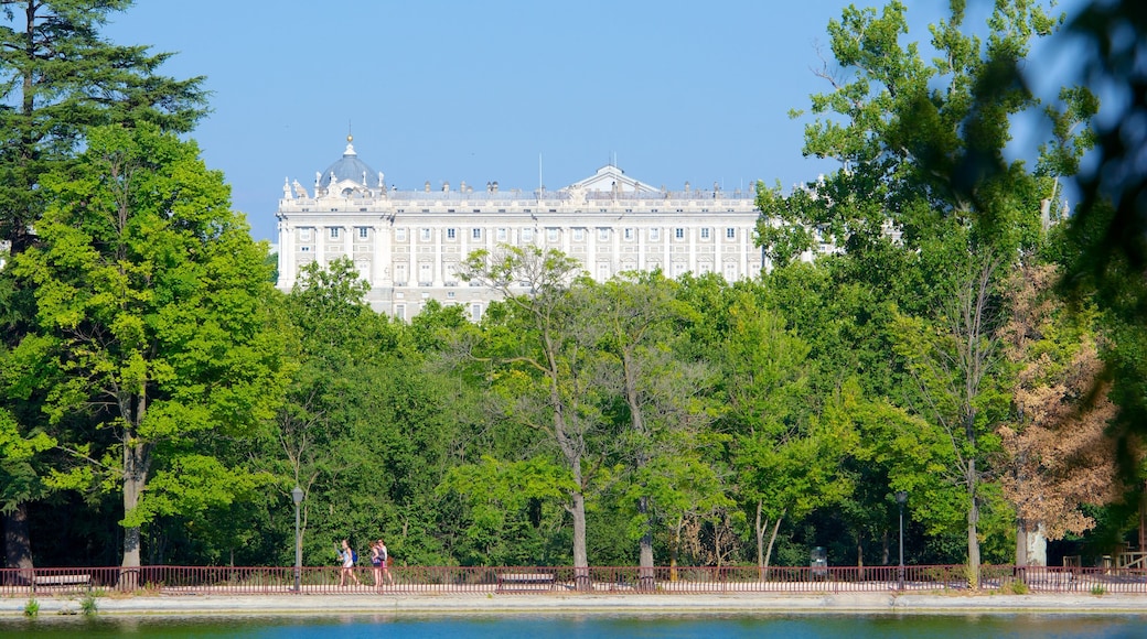 Madrid featuring a castle, a pond and a park