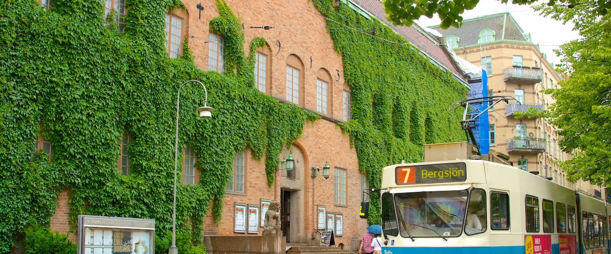 Rohsska Museum for Design, Fashion and Decorative Arts which includes street scenes, a city and railway items