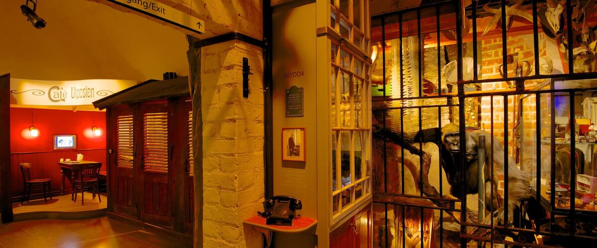 Château de Malmö mettant en vedette château ou palais et vues intérieures