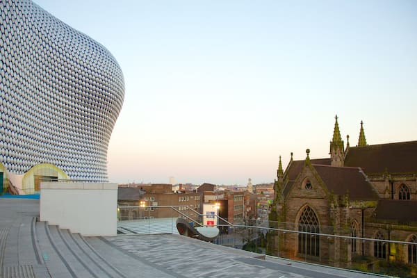 Bullring Shopping Centre featuring a church or cathedral, heritage architecture and a city