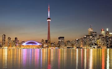Visit CN Tower in Toronto | Expedia