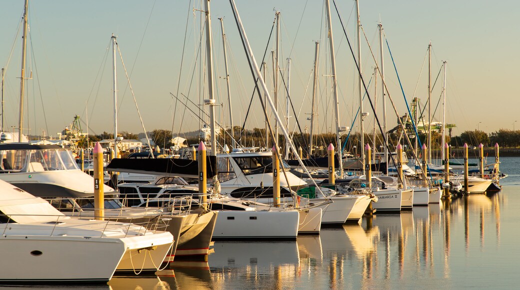 Callemondah featuring a sunset and a bay or harbor