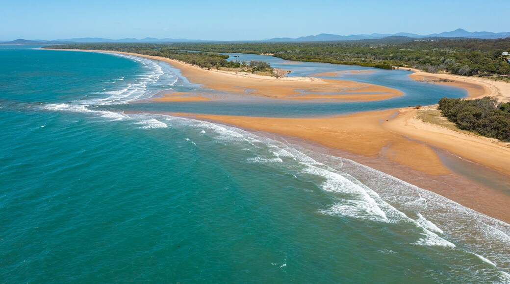 Tannum Sands Beach