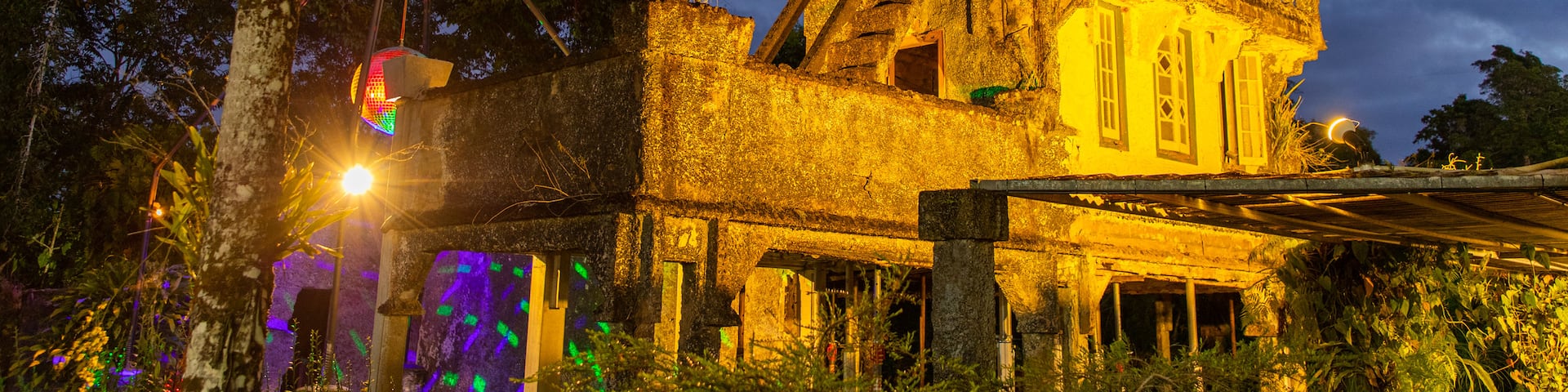 Paronella Park featuring a ruin, heritage elements and heritage architecture