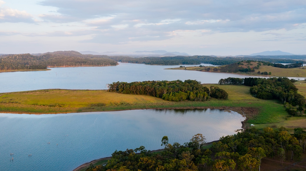 Lake Tinaroo