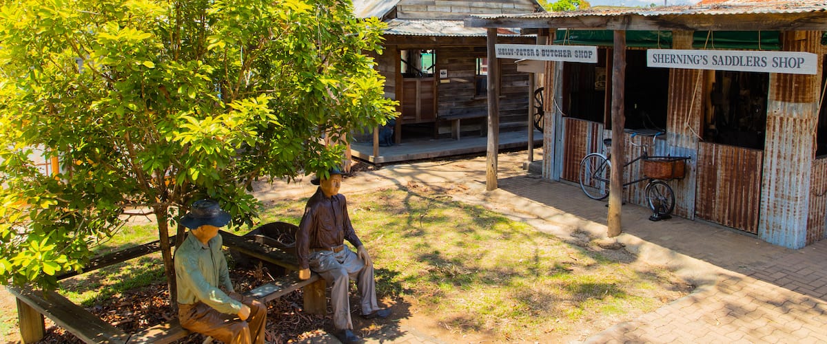 Mareeba Heritage Museum and Visitor Information Centre showing a small town or village