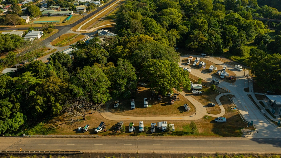 Northern Queensland which includes landscape views