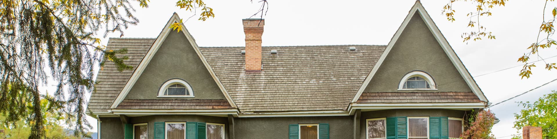 Historic O\'Keefe Ranch showing a house