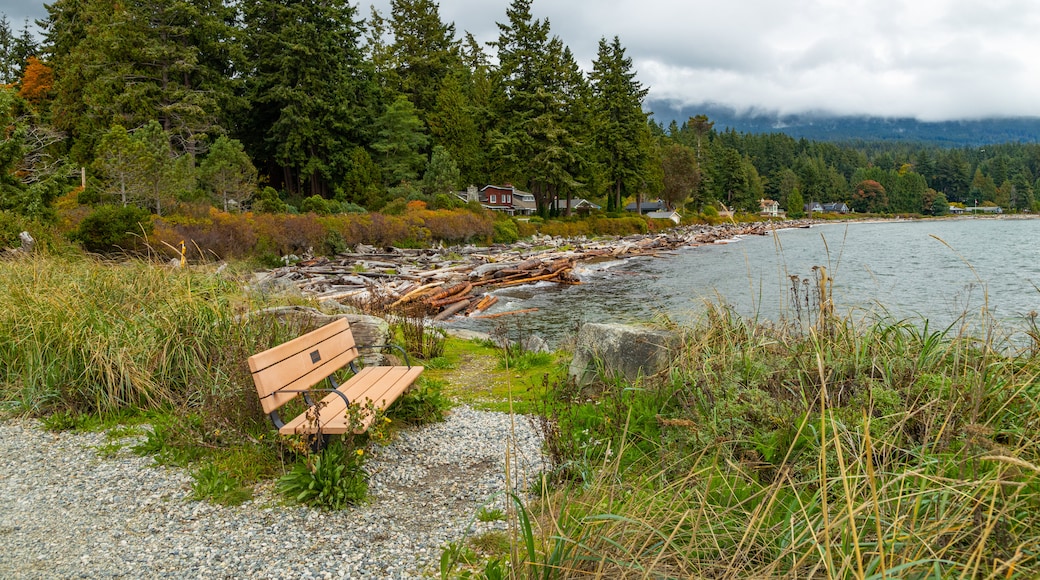 Roberts Creek which includes a lake or waterhole