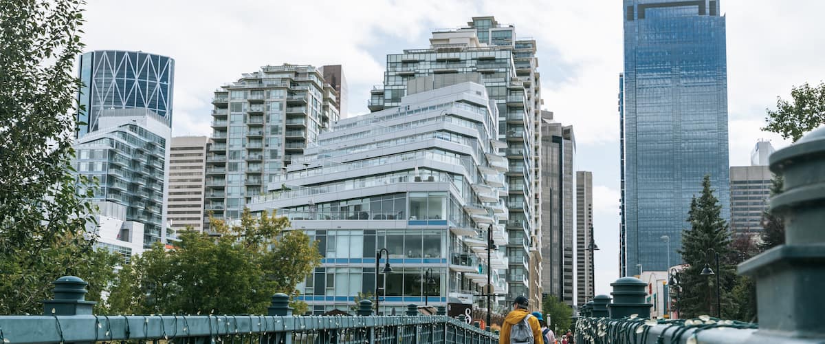 Prince\'s Island Park featuring a city, a high rise building and street scenes