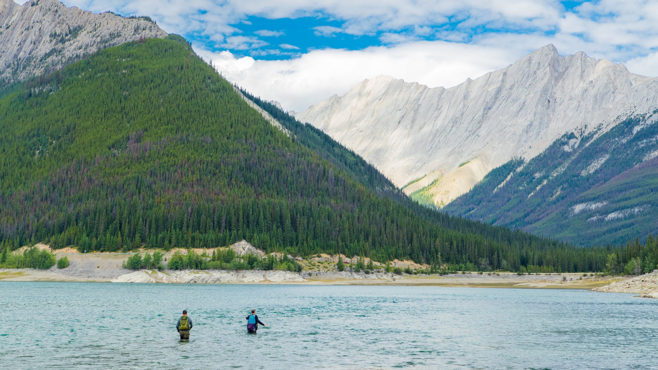 Medicine Lake in Alberta Tours and Activities Expedia.ca