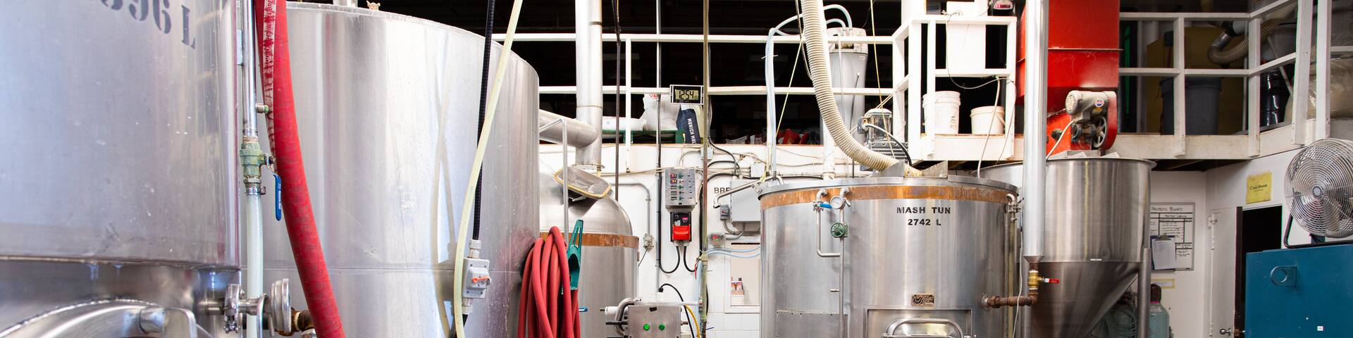 Alley Kat Brewery showing interior views