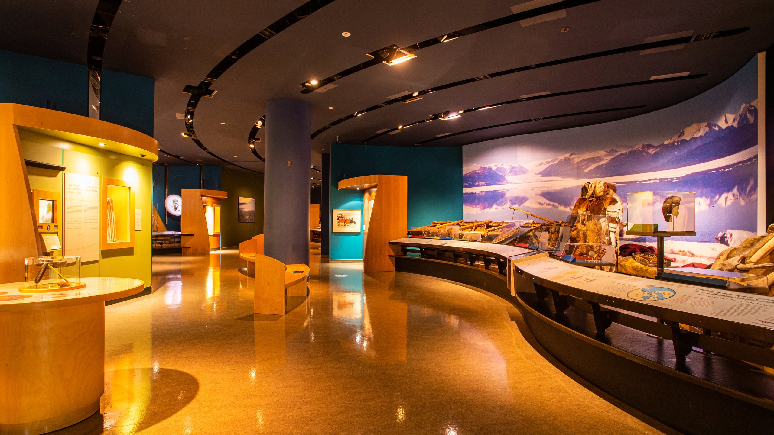 Canadian Museum of History featuring interior views