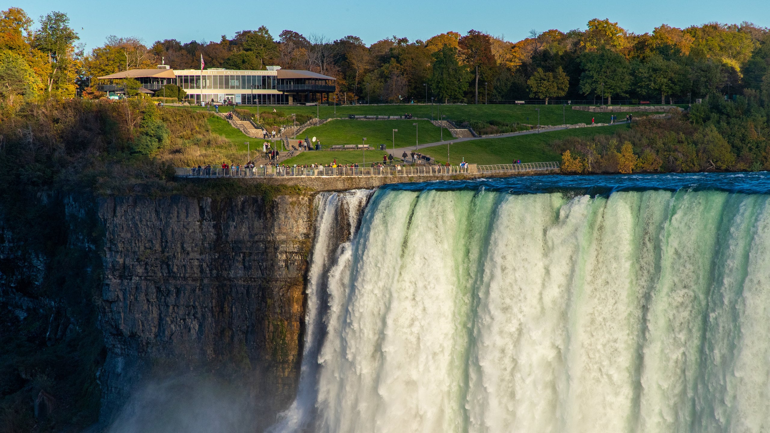 Fallsview featuring a cascade