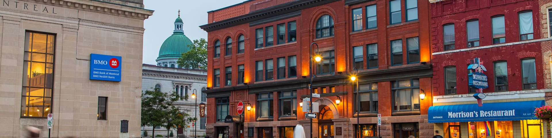 Kingston featuring a square or plaza, heritage architecture and a fountain