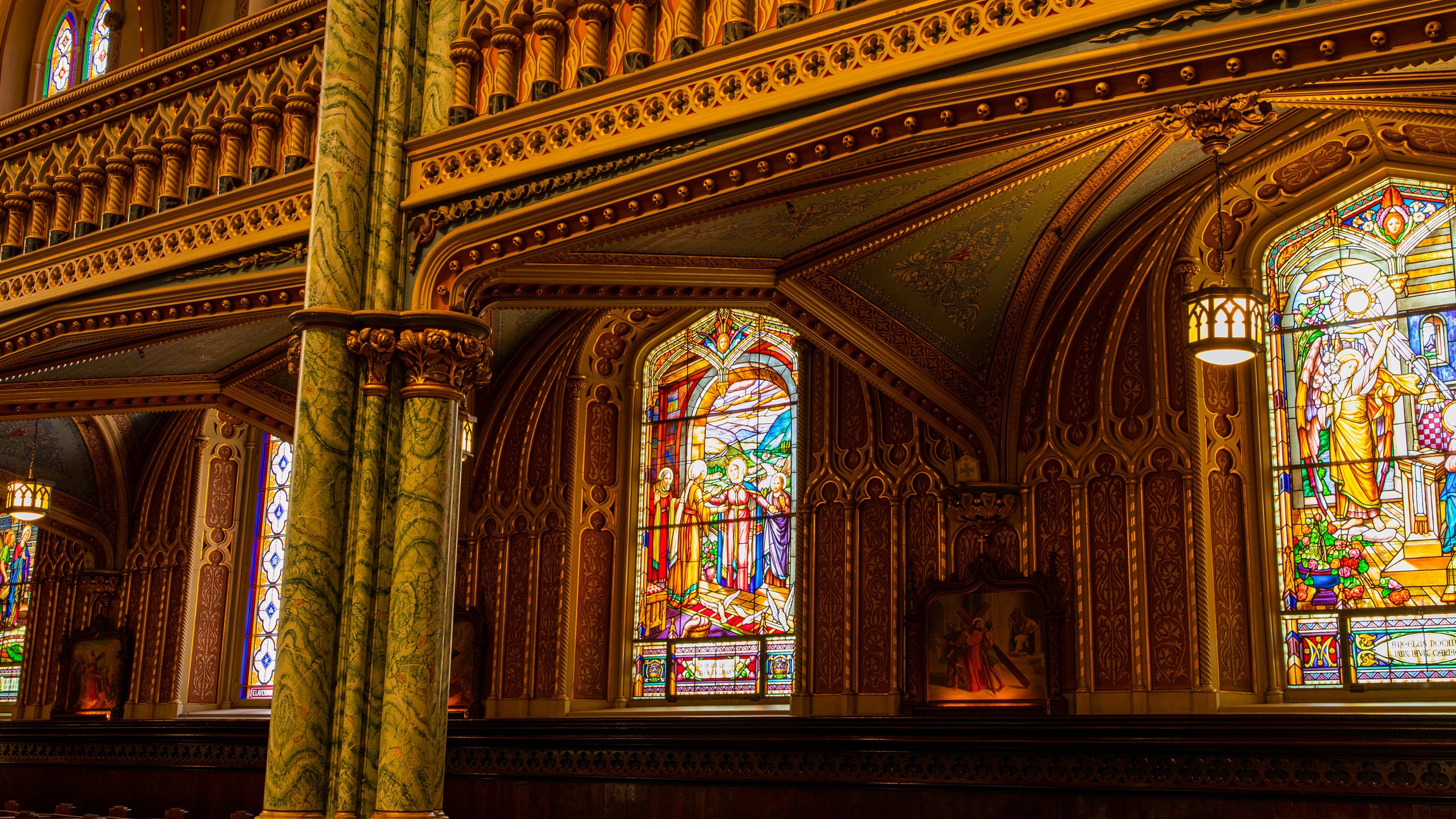 Notre-Dame Cathedral Basilica in Lowertown | Expedia.co.in