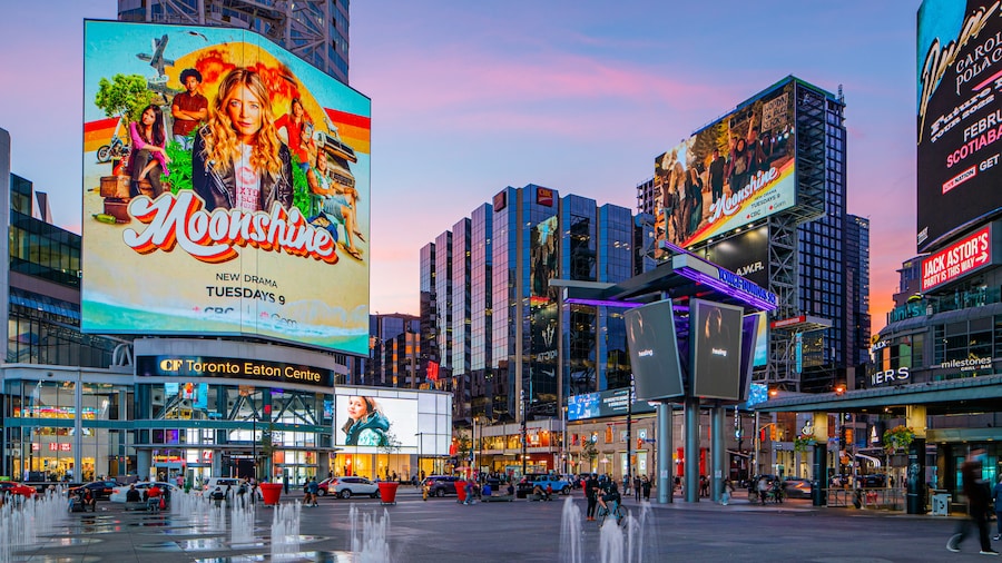Yonge-Dundas Square