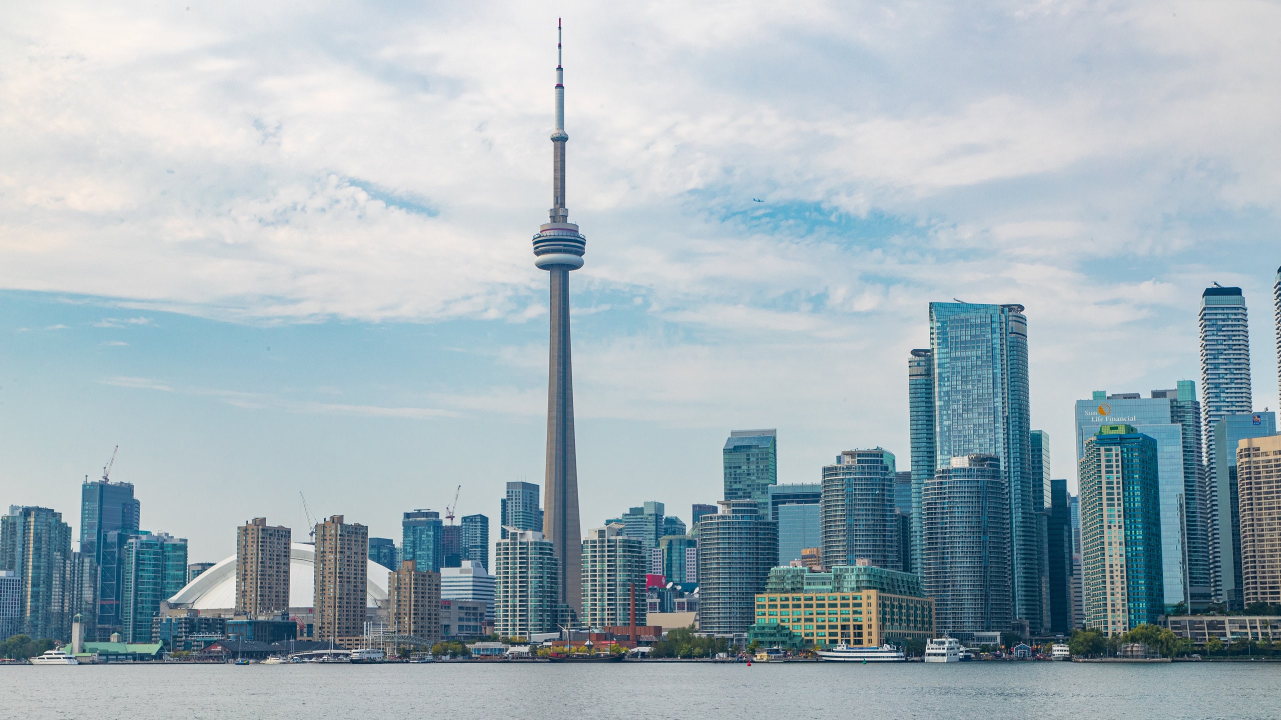 Harbourfront featuring a bay or harbor and a city