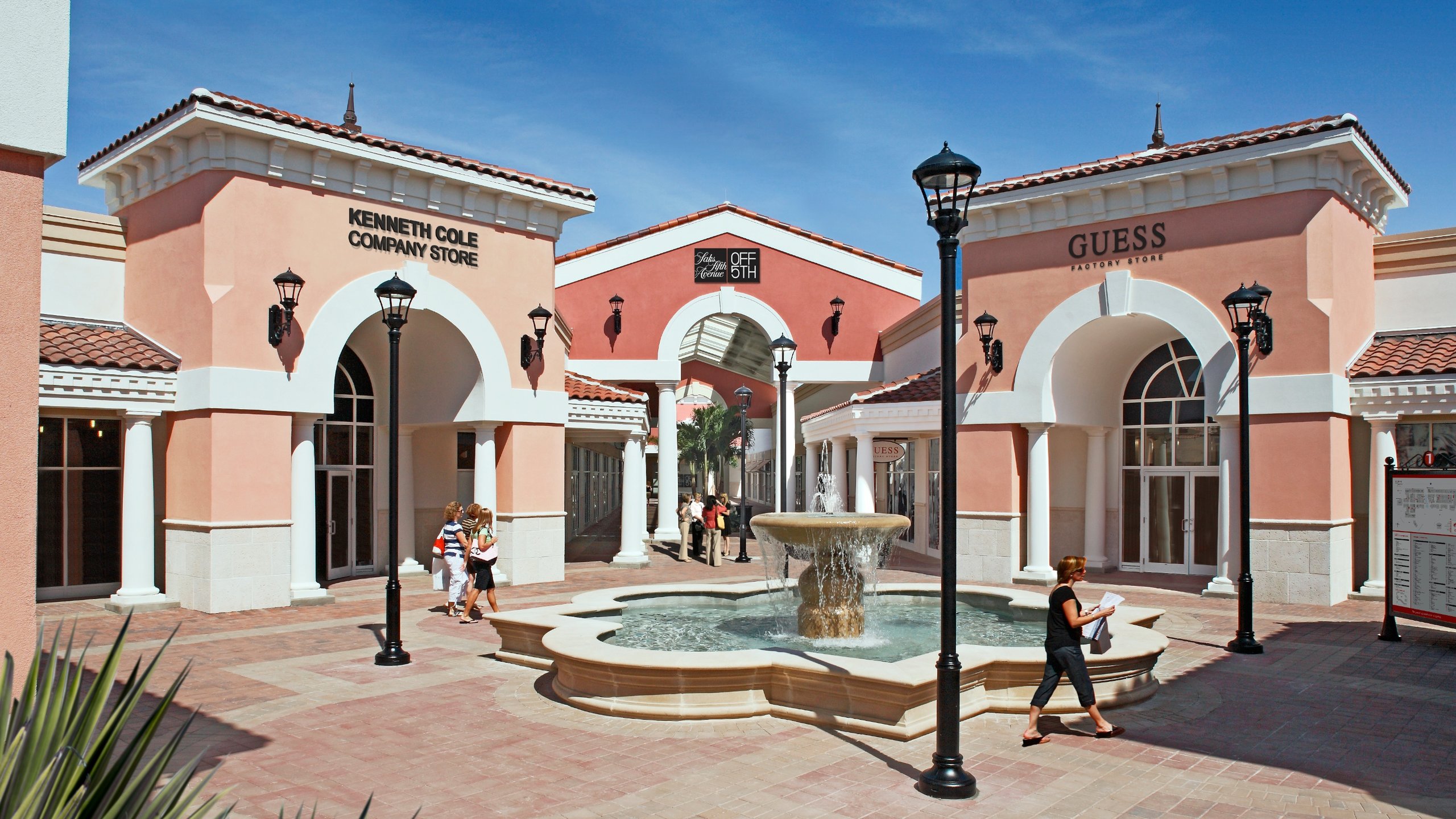 Orlando International Premium Outlets - Huge Outlet Mall on