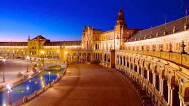 Plaza de Espana showing night scenes, a sunset and street scenes