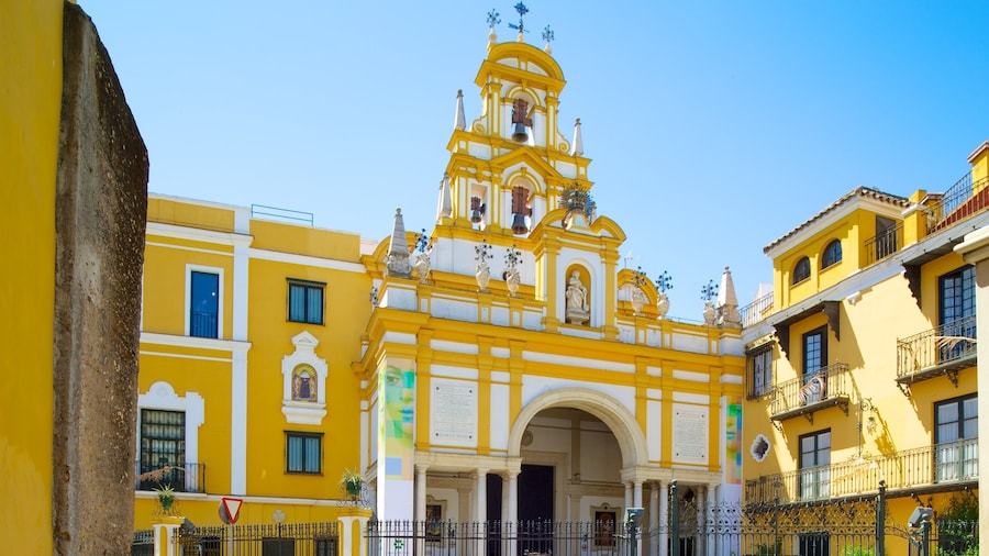 Basilica of the Macarena showing a church or cathedral and heritage architecture