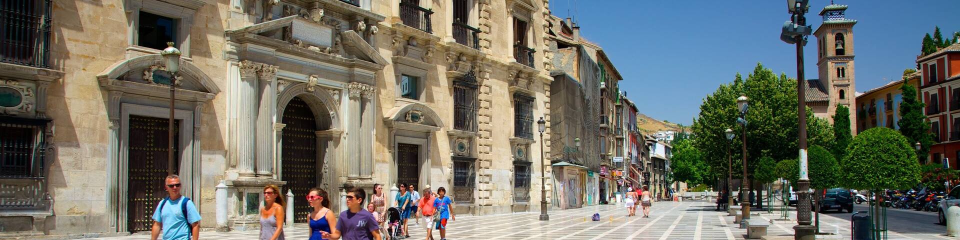 Plaza Nueva featuring heritage architecture, a city and an administrative buidling