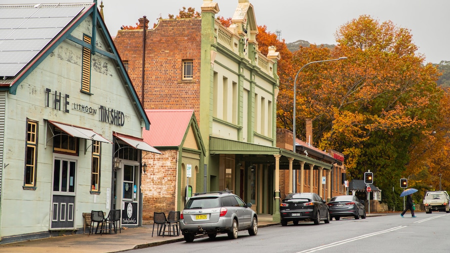 Lithgow featuring a small town or village