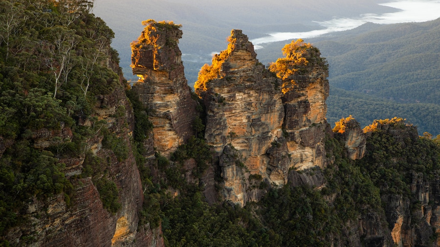 Three Sisters