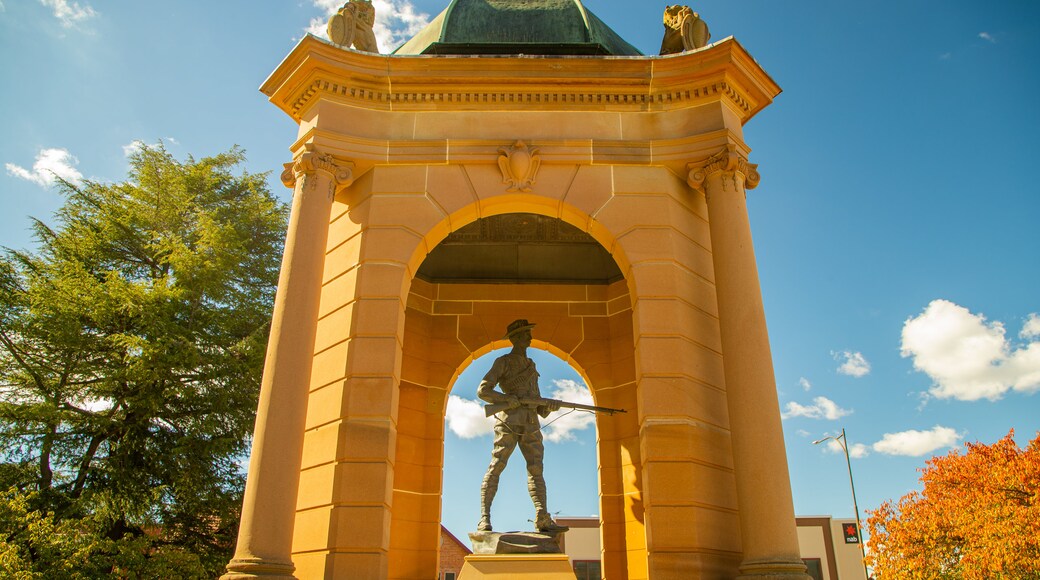 Bathurst War Memorial Carillon