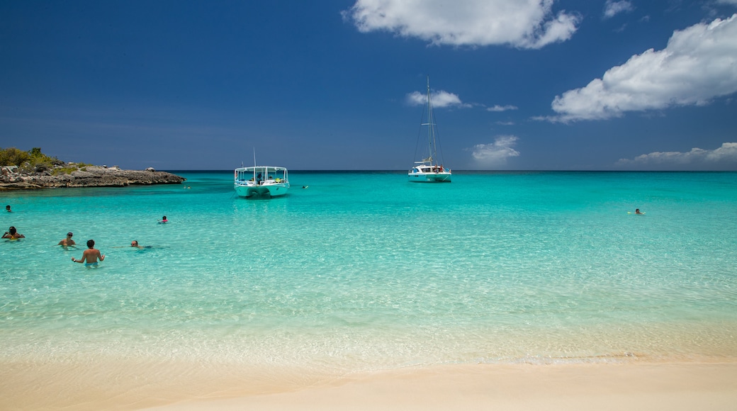 Mullet Bay Beach