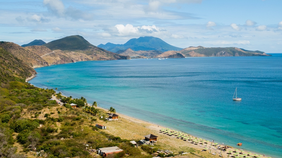 Frigate Bay showing general coastal views, landscape views and a coastal town