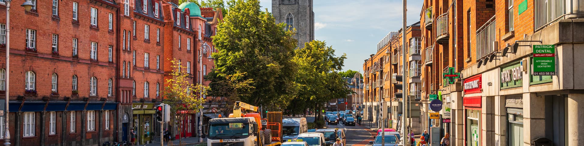 Dublin showing a city and street scenes