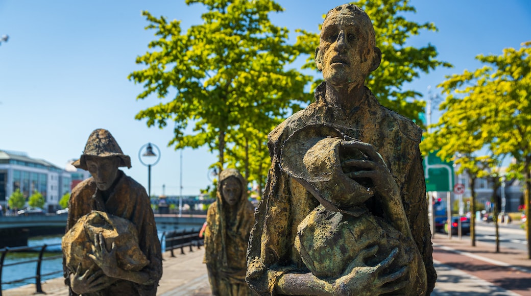 The Famine Sculpture