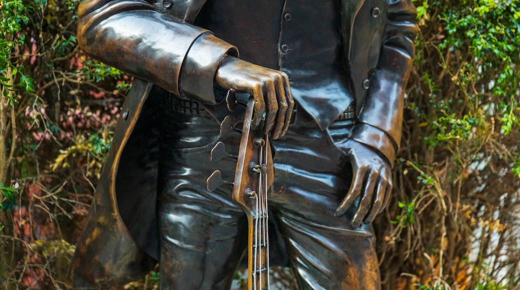 Phil Lynott Statue