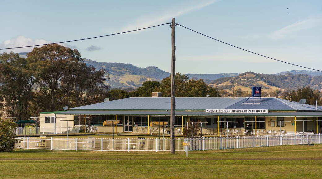 Nundle featuring a small town or village
